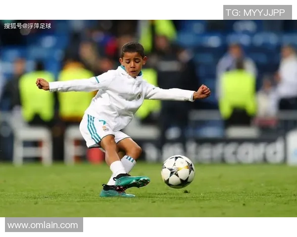 神秘法师预言未来绿茵传奇为你推荐最具魔力的足球球星 神秘法师预言未来绿茵传奇为你推荐最具魔力的足球球星